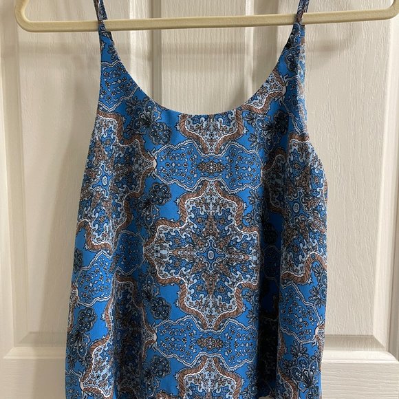 Lily White tank - Picture 2 of 3